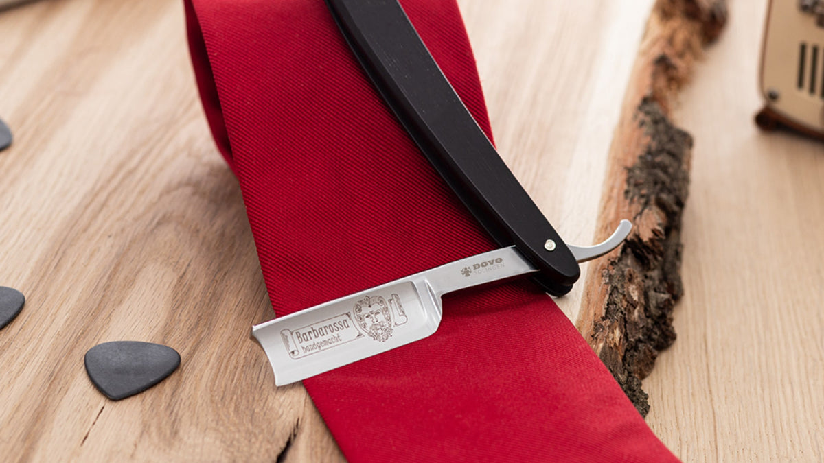 西洋剃刀　solingen BREIDORA Breidora Stainless - Near Pristine 13/16 Full Hollow Blade