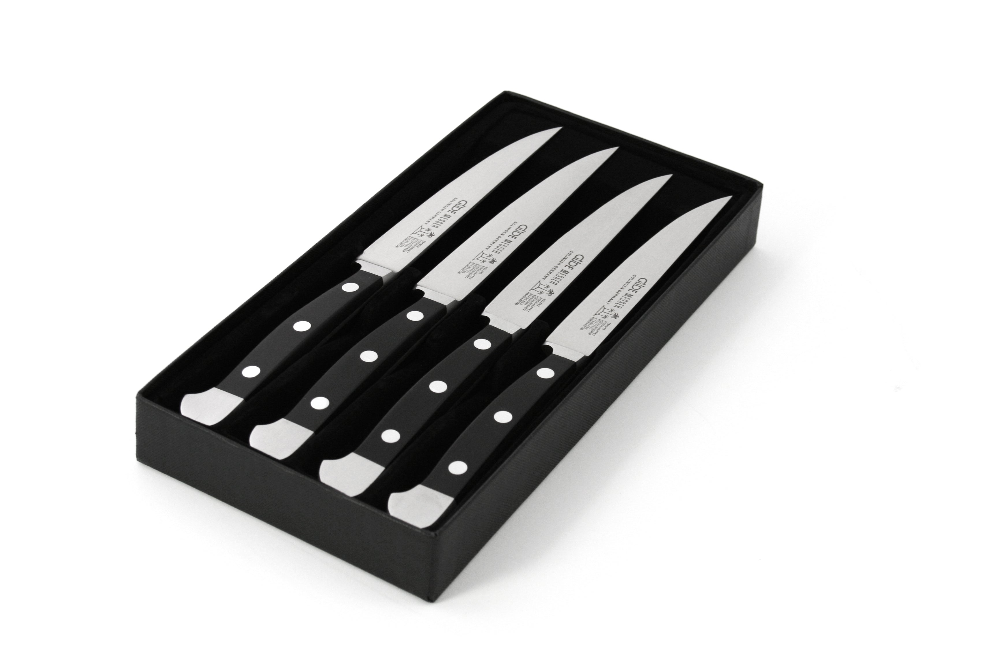 4 steak knives, blade length 12 cm in gift box