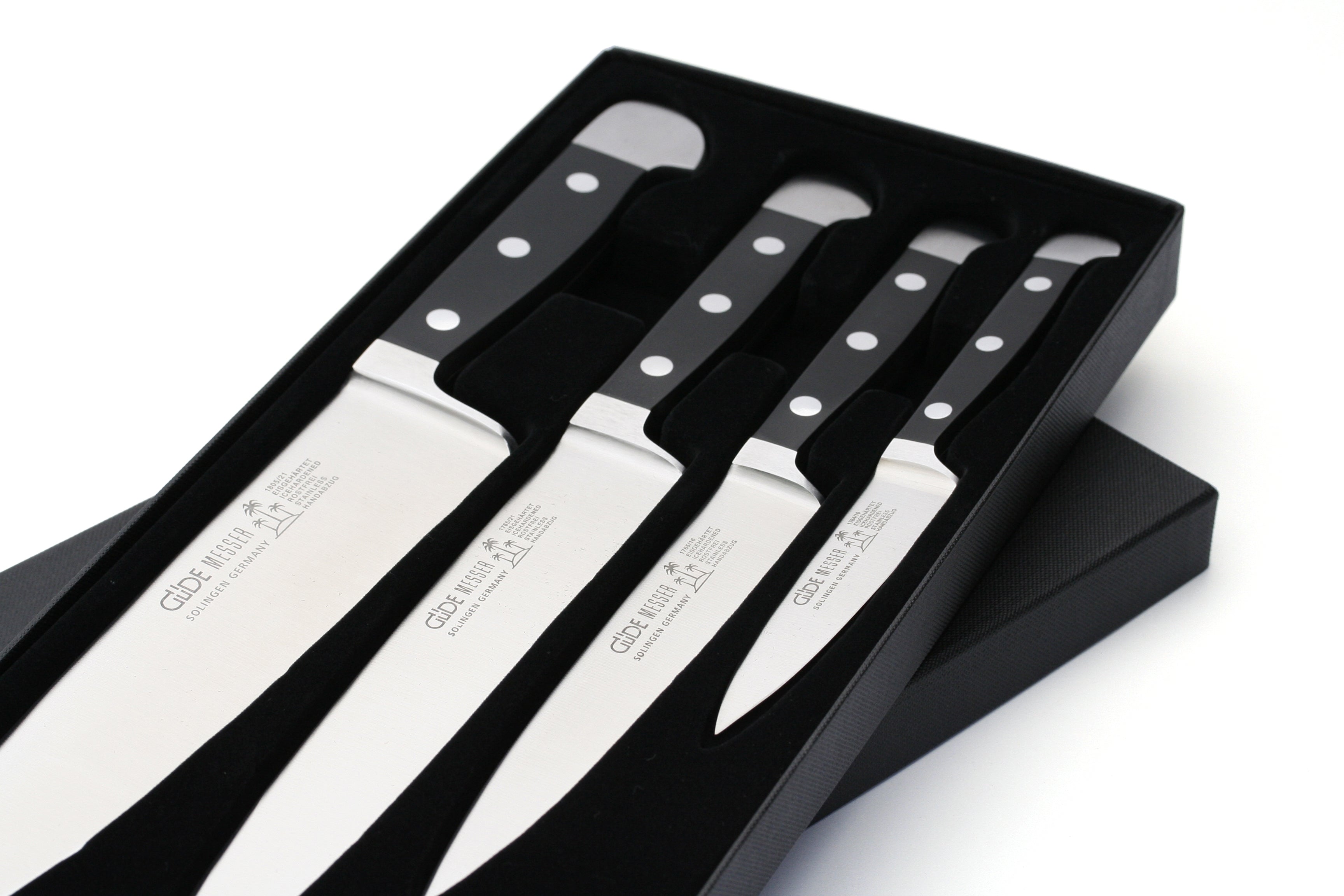 Set of knives 4pcs. in gift box