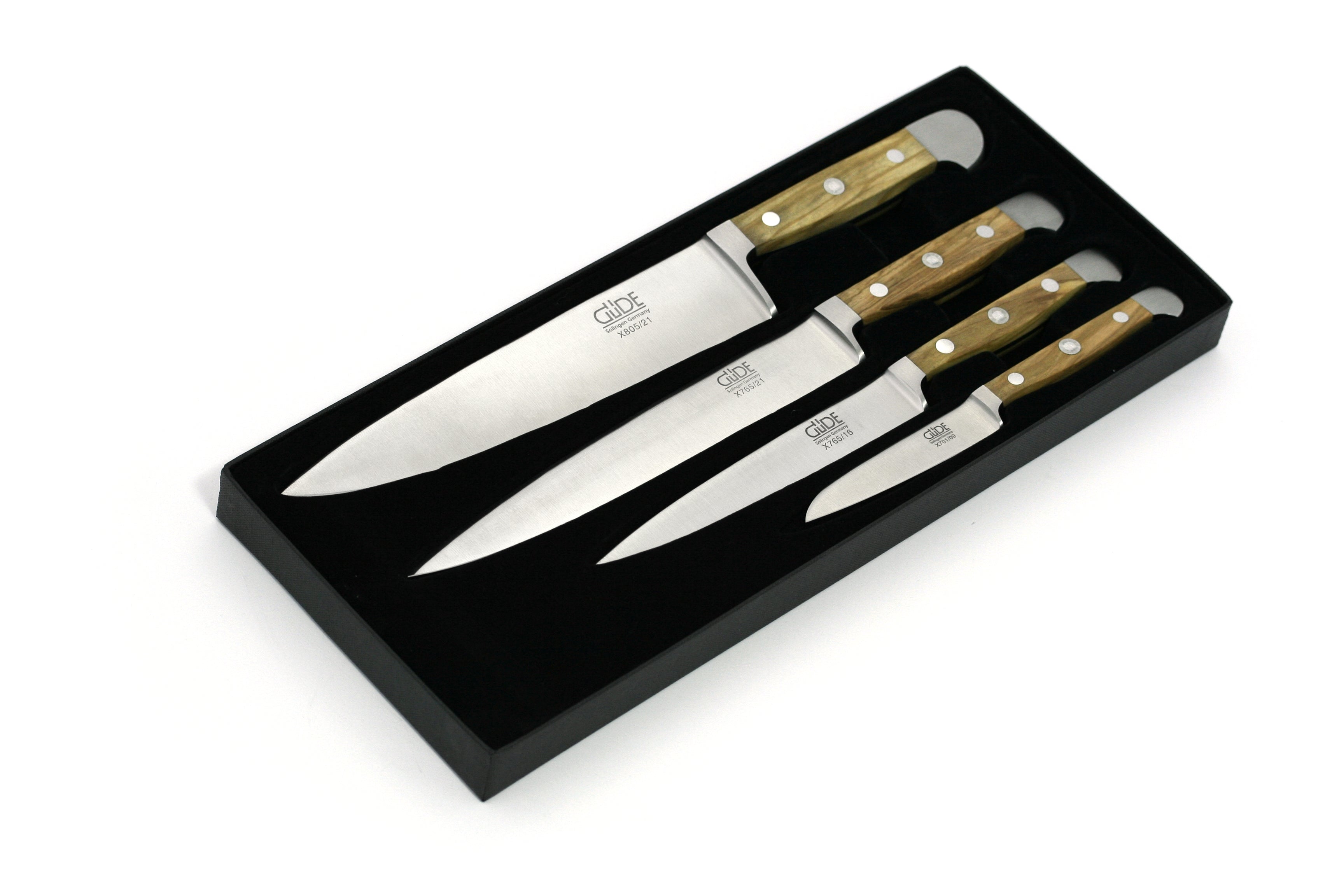 Set of knives 4pcs. in gift box